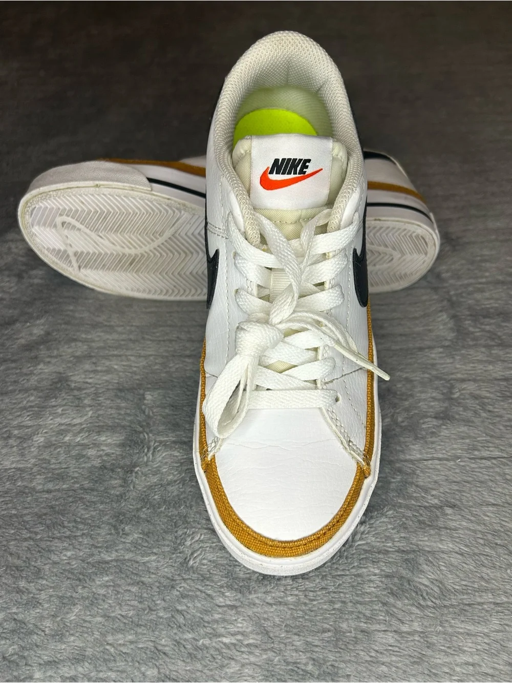 Nike Court Legacy Women's Size 6 White/Black/Gold Low-Top Sneaker